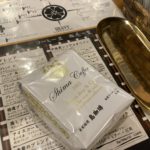 同じ量の袋なら、深煎りより中煎りの方がちょっと小さいのはなぜ？